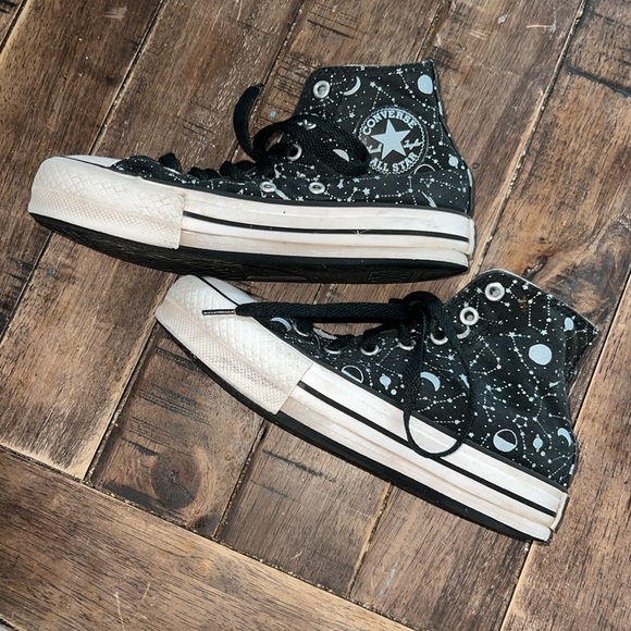 Converse Chuck All Star Size 2 Junior Hi Top Sneaker Constellations - Picture 2 of 8